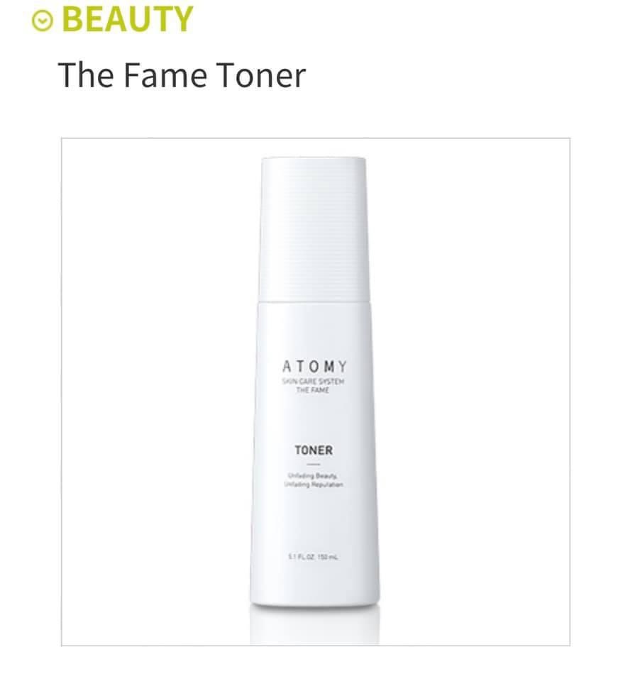 kellyan59830387's tweet photo. New products available now 

Peeling gel £8
Foam cleanser £8
Fame toner £19.50
Atomy absolute eye complex £35

I personally use the eye cream and it has reduced the dark patches round my eyes 👀  #newproduct #newproductalert #newproductlaunch #eyecream #peelingmask #atomy https://t.co/gvgRIoLDu4