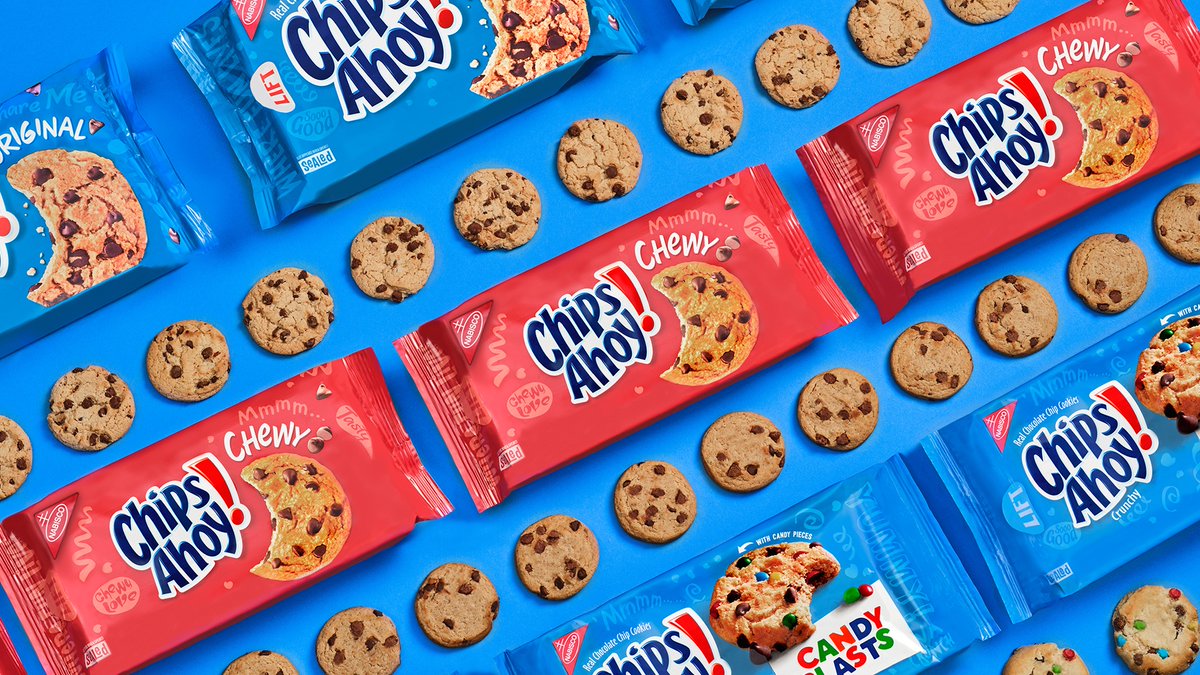 ChipsAhoy's tweet photo. Original, Chewy, or Candy Blasts? Comment your fave. (We promise we won’t tell the others.) https://t.co/8Ci7QQPUQs