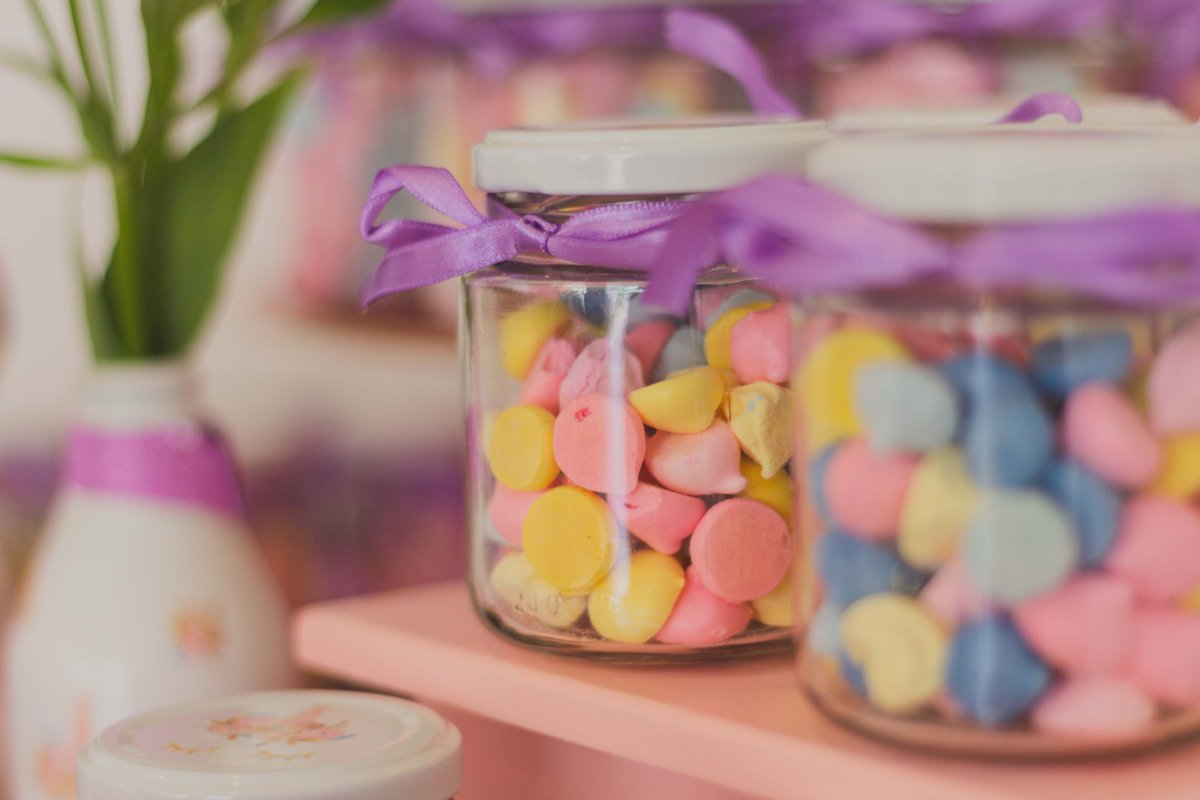 LPluscalidad's tweet photo. Así finalizamos la semana, con ideas y material para manualidades. ¿Cómo usarías las cintas de raso o las gomas elásticas? Para los adornos de navidad, para envolver un regalo, etc.
.
.
#cintasraso #manualidades #comprapormayor #grandescantidades #gomaselasticas #ventaporcatalogo https://t.co/QMLP1viTmI