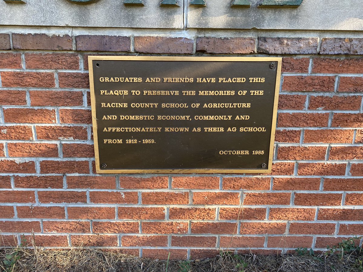 Growing up in SE WI I never really knew much about the old Agricultural School near Burlington, but it was a resource for many youth from 1912 until it closed in 1959, helping advance and pave the way for a new generation of WI agriculture. images.library.wisc.edu/WI/EFacs/Water…  #wihistory