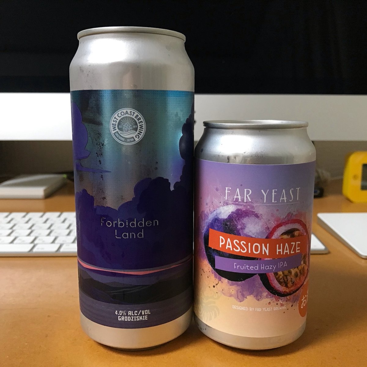 cpacisaconj's tweet photo. 一週間の勤労を慰労する #宅飲み #たくのみ #CraftBeer #クラフトビール #ビール #beer #静岡 #wcbshizuoka #westcoastbrewing #ウエストコーストブルーイング #thesmokeclub #collabbeer #FORBIDDENLAND #山梨 #FarYeastBrewing #faryeast #ファーイーストブルーイング #passionhaze #fruitedhazyipa https://t.co/rL0XGpOaex