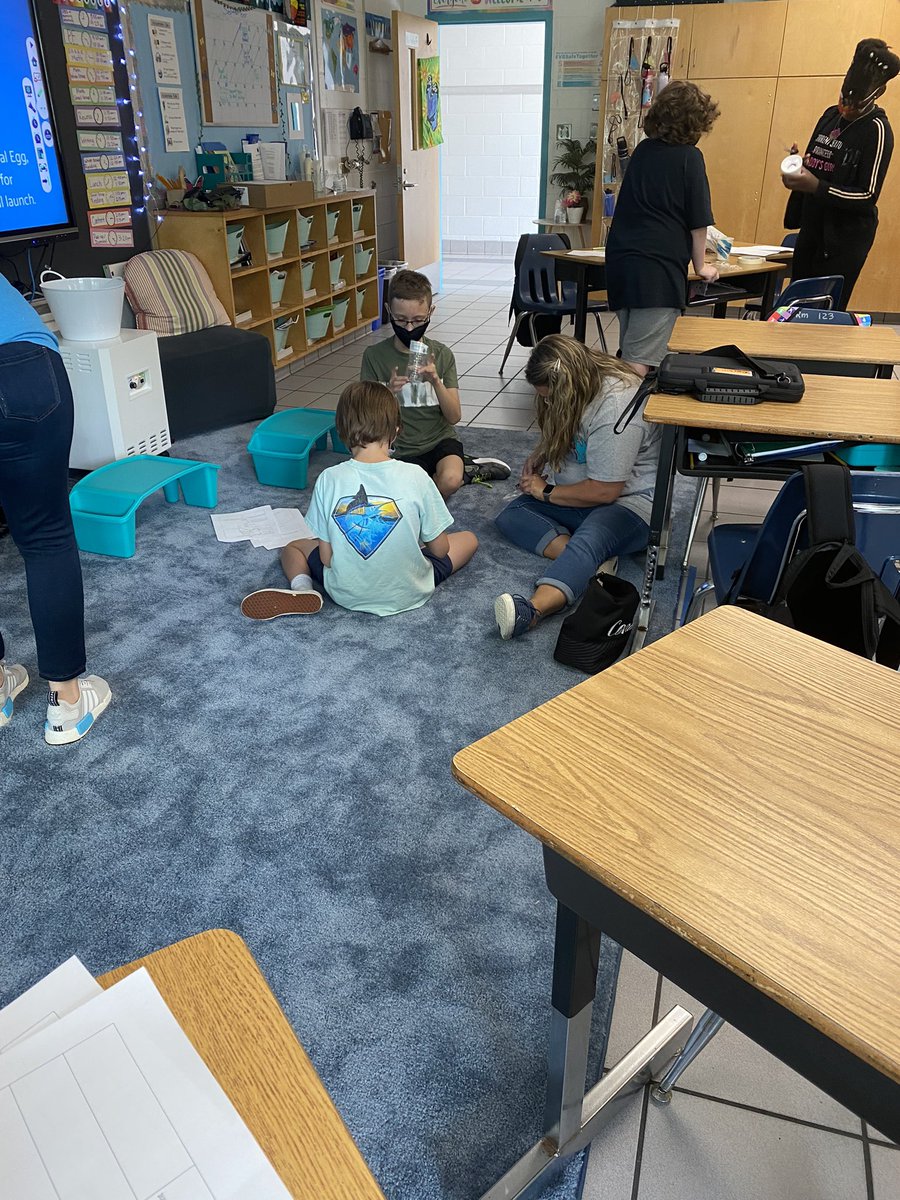 Even Covid couldn’t stop the annual STEM Air Show Day here in VABeach. <a href="/jehaws/">Jennifer Haws</a> @BurtonTeaches <a href="/chhuff33/">Chad Huff</a> @ms_hoelz <a href="/CLESDolphins/">CLESDolphins</a>