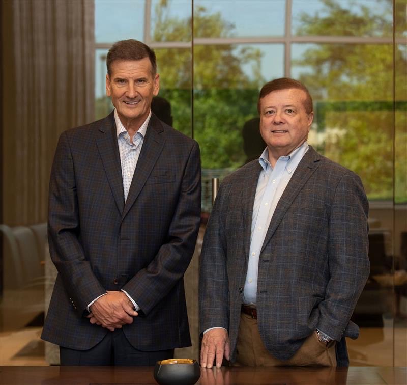 The College of Business and Economic Development’s 2016 Entrepreneurs of the Year, Jim and Tommy Duff, have been named recipients of the 2021 Tire Dealer of the Year award, presented by Modern Tire Dealer Magazine. Congratulations, Jim and Tommy!

usm.edu/news/2021/rele…