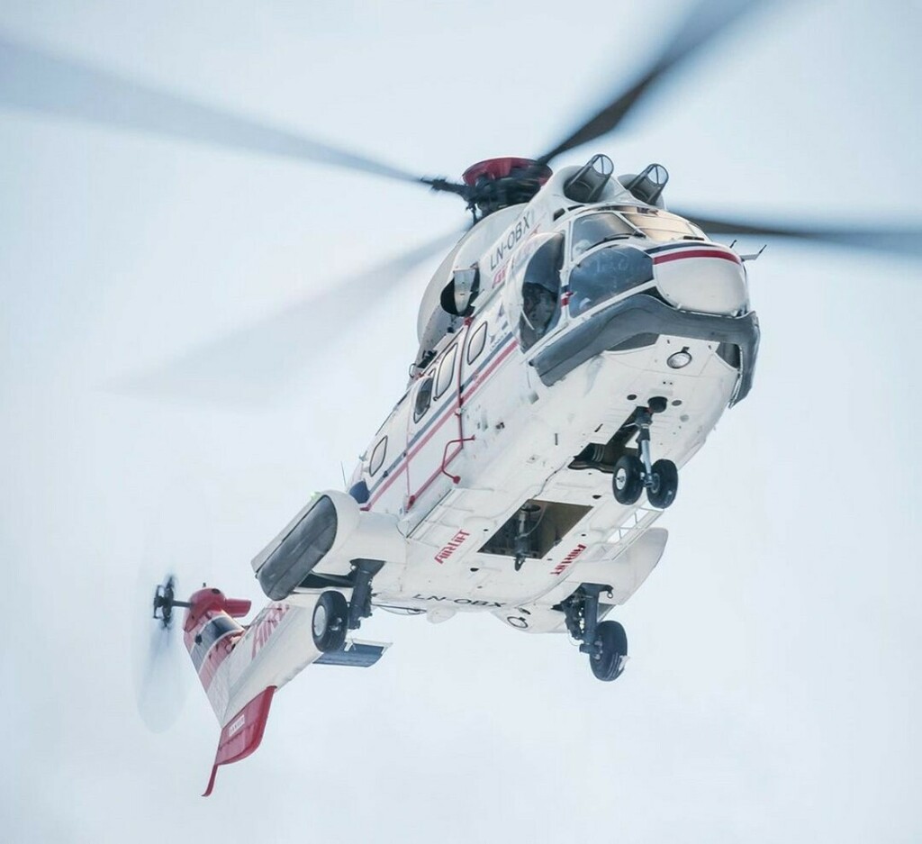 helihub's tweet photo. REPOST
@airlift.as operate this @airbus_helicopters #AS332L1 in Norway
----
📸: Photo Credits @thathelicopterguy
----
If you would like your images to be featured on @helihub, please DM us.
----
#helicopter #helicopters #helicoptero #elicottero #h… https://t.co/Ml1T6UiFTF https://t.co/kkpeA1FAD1