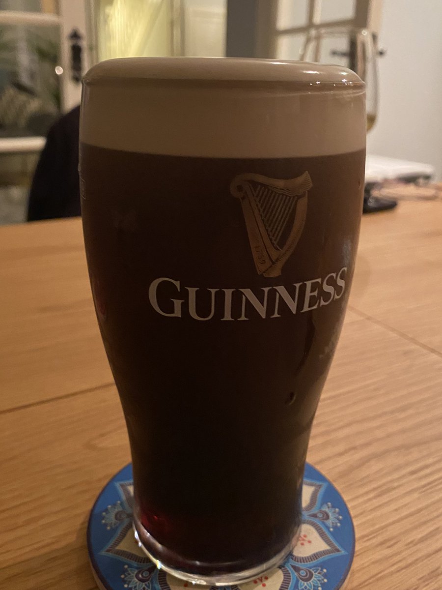 cathalor89's tweet photo. Guinness Nitrosurge @beautifulpints , from a can 😳 https://t.co/hriTNfqRwz