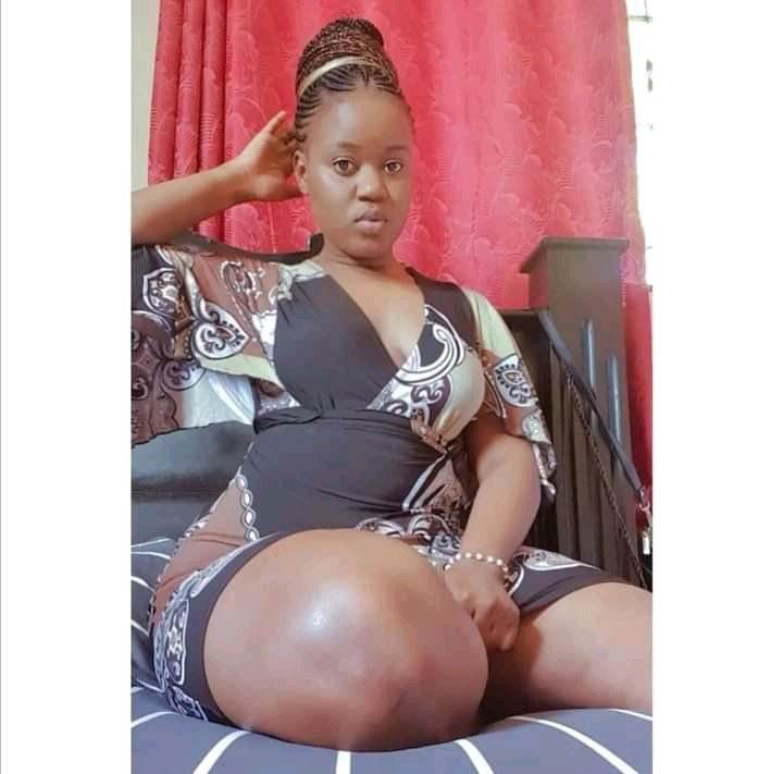 The streets took me sometimes back but I'm available now....... Who missed me🥰❤️