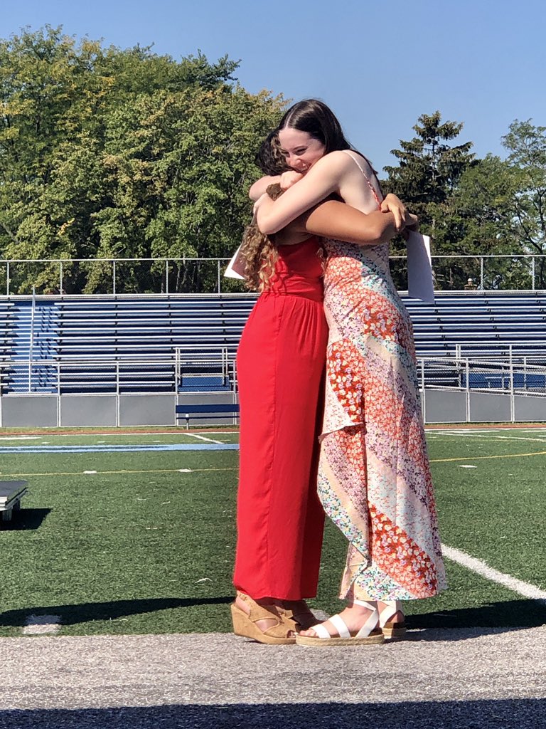 PHS_CREST_2022's tweet photo. Extremely proud of our two EICs @HannahMekky and @ClaireGraver Both of you are the most amazing leaders and great representations of what it means to be a PROSPECT KNIGHT. #yearbooklove https://t.co/Iz9afSLu4y