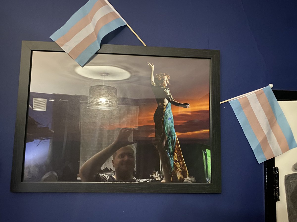 I call this ‘trans power Palmer’ <a href="/amandapalmer/">Amanda Palmer 🎹</a>