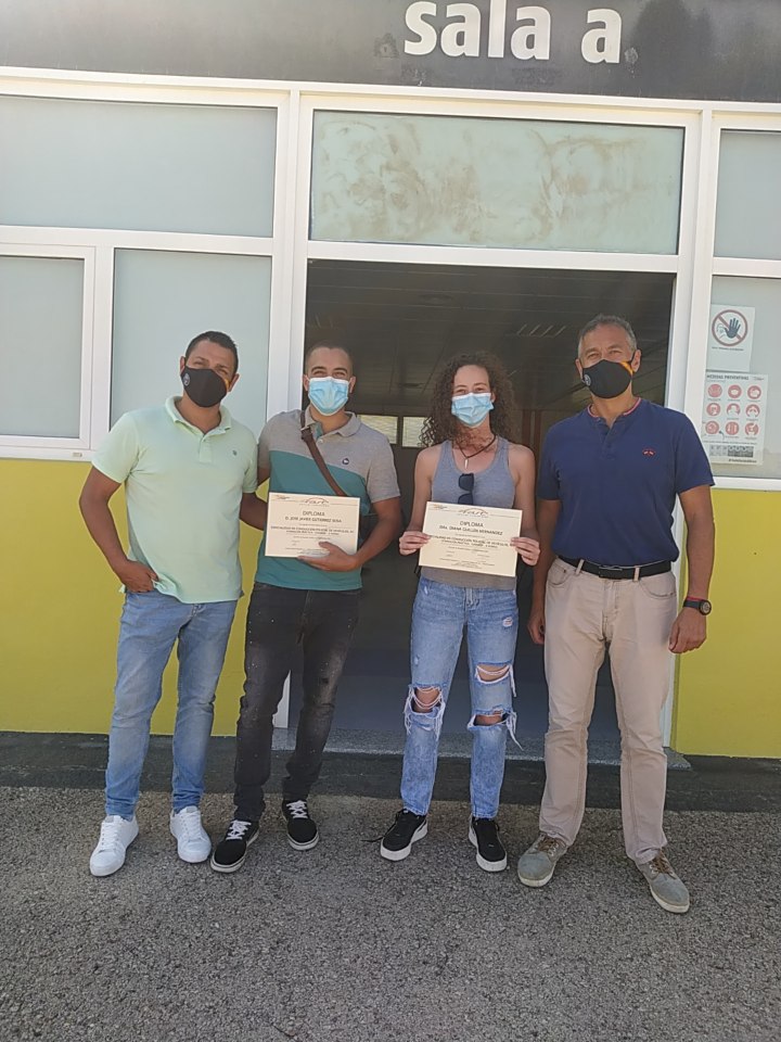 SPPLB_APV's tweet image. Los compañeros de @SPPLB_LPA han viajado hasta @SindicatoSpplb Valencia para asistir al curso de conducción policial, con @PedroGilSPPLB y @SPPLB_APV ¡¡Encantados con vuestra visita!! #formación #PolicíaPortuaria