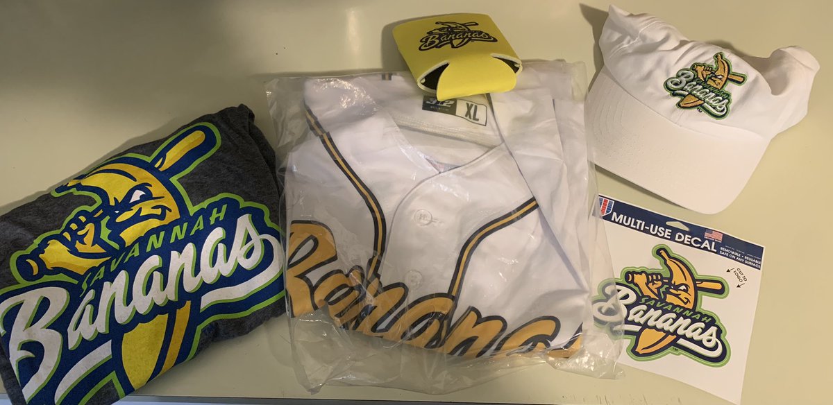 Handsome Zac tweet media