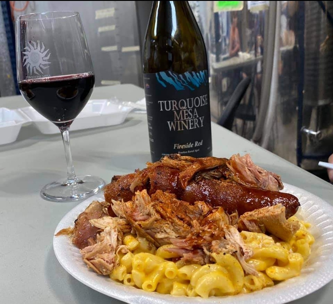 TurquoiseMesa's tweet photo. This Saturday 9/18, RevneD BBQ will be at the winery from 1-5 with all of your favorites to enjoy with a glass of our wines! 

See you at the winery, Friday-Sunday 1-6 https://t.co/Q5LH5HQoBw