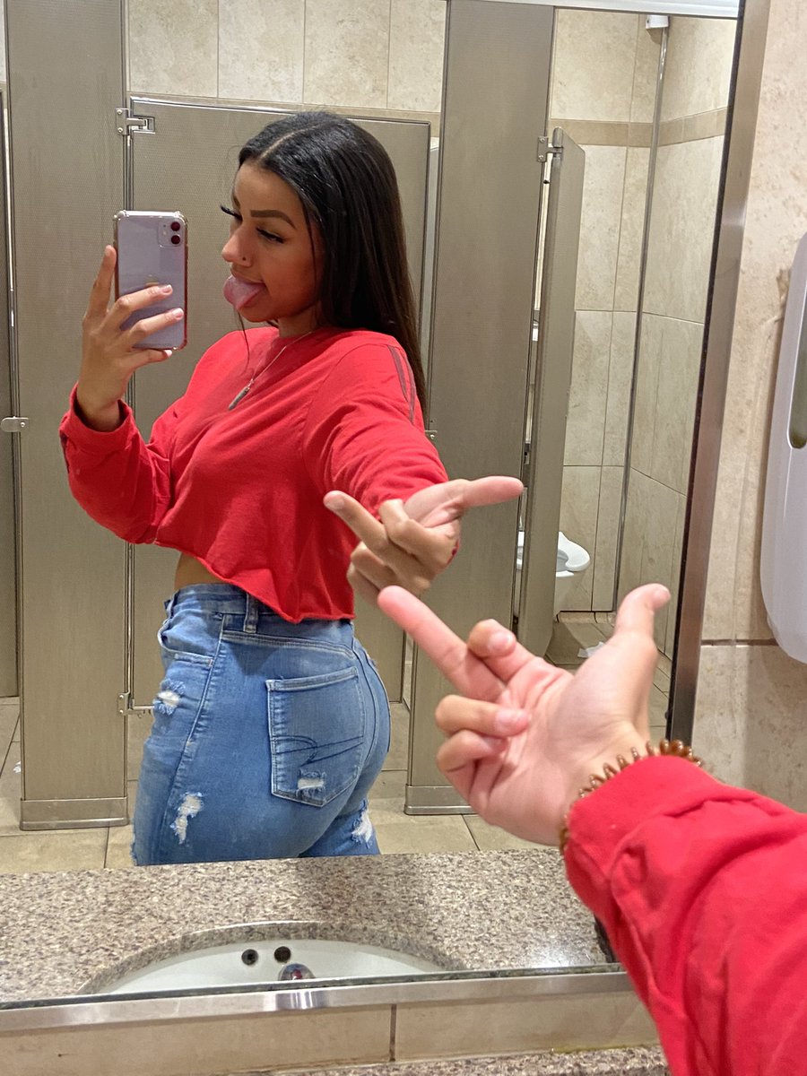 _michaela22's tweet image. 