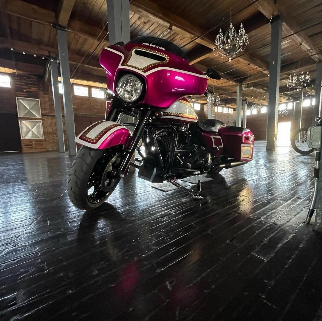 Inline Paint + Body Shop (@inlinepaintbody) on Twitter photo Wanted to share this beautiful <a href="/harleydavidson/">Harley-Davidson</a> all put together. She looks like a work of #art
#harleydavidson #motorcycles #pink #custom #bike #rider #FlashbackFriday #SmallBusiness #visualart Wanted to share this beautiful <a href="/harleydavidson/">Harley-Davidson</a> all put together. She looks like a work of #art
#harleydavidson #motorcycles #pink #custom #bike #rider #FlashbackFriday #SmallBusiness #visualart