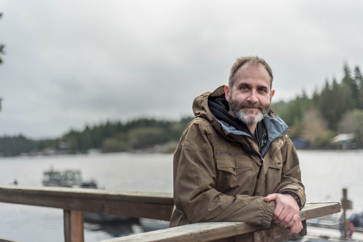 BamfieldMSC's tweet image. Phil Lavoie has changed course, joining the BMSC Foreshore Team in his new role as Skipper/Foreshore Assistant! 
Phil has been at the helm of Field Trips for many years, providing inspiration to 1000s of Field Trip visitors and the tech guy for #BMSCLive.

Congratulations Phil!
