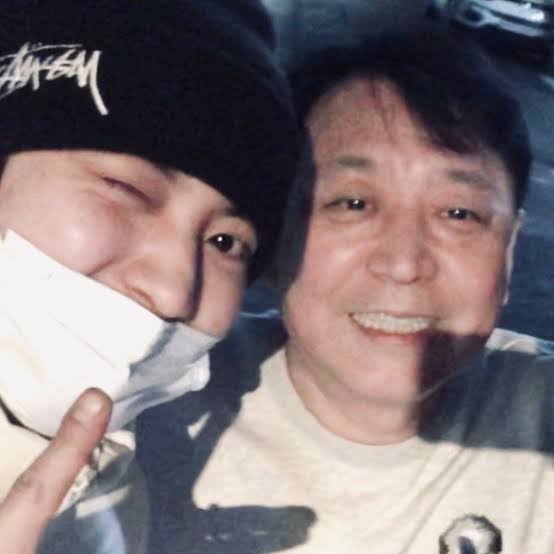 loeyyhub's tweet photo. Happy birthday papa park , thank you for always blessing us with chanyeol updates <33 https://t.co/zvGE7aTvmc
