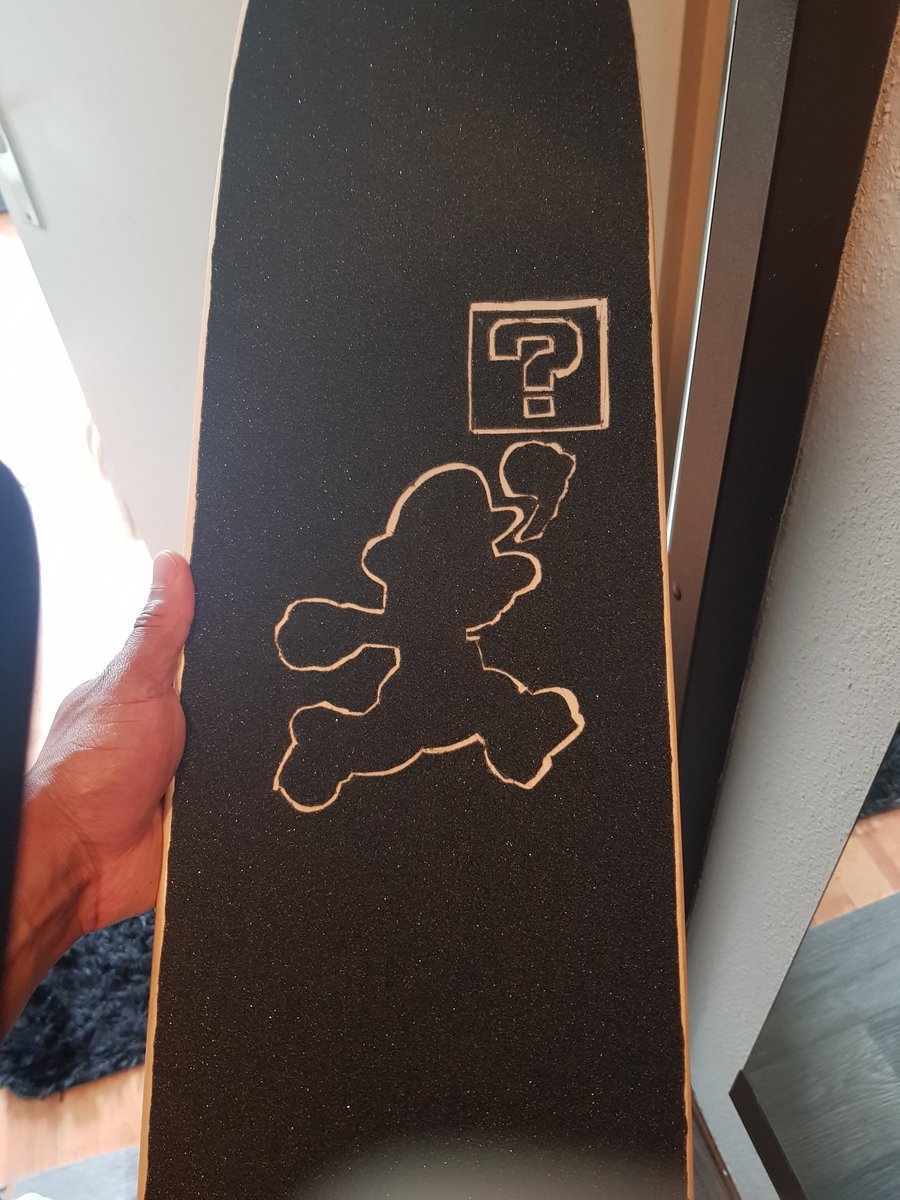4XfunGaming's tweet photo. New setup! #skateboarding #mario #questionblock #nintendo #gaming https://t.co/z8NsjKh4dn