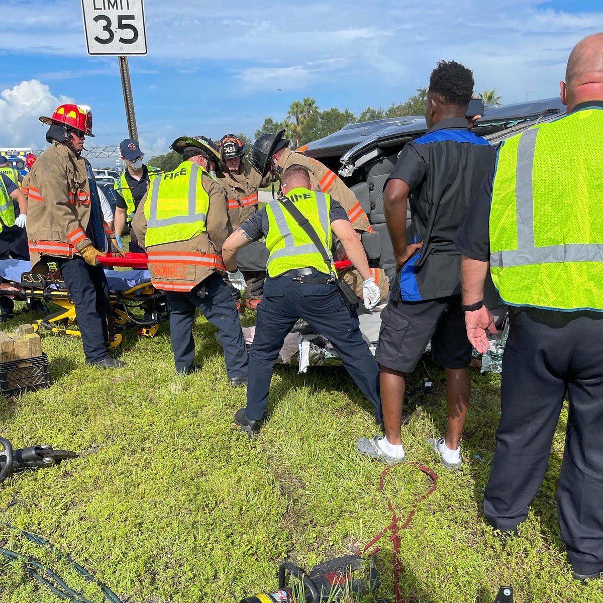 This morning at 10:06 a.m. #FMFD #Engine12 #Rescue16 #Engine14 &amp; #Battalion10 responded to a motor vehicle accident with a rollover at the south bound exit of I-75 and Colonial Blvd.