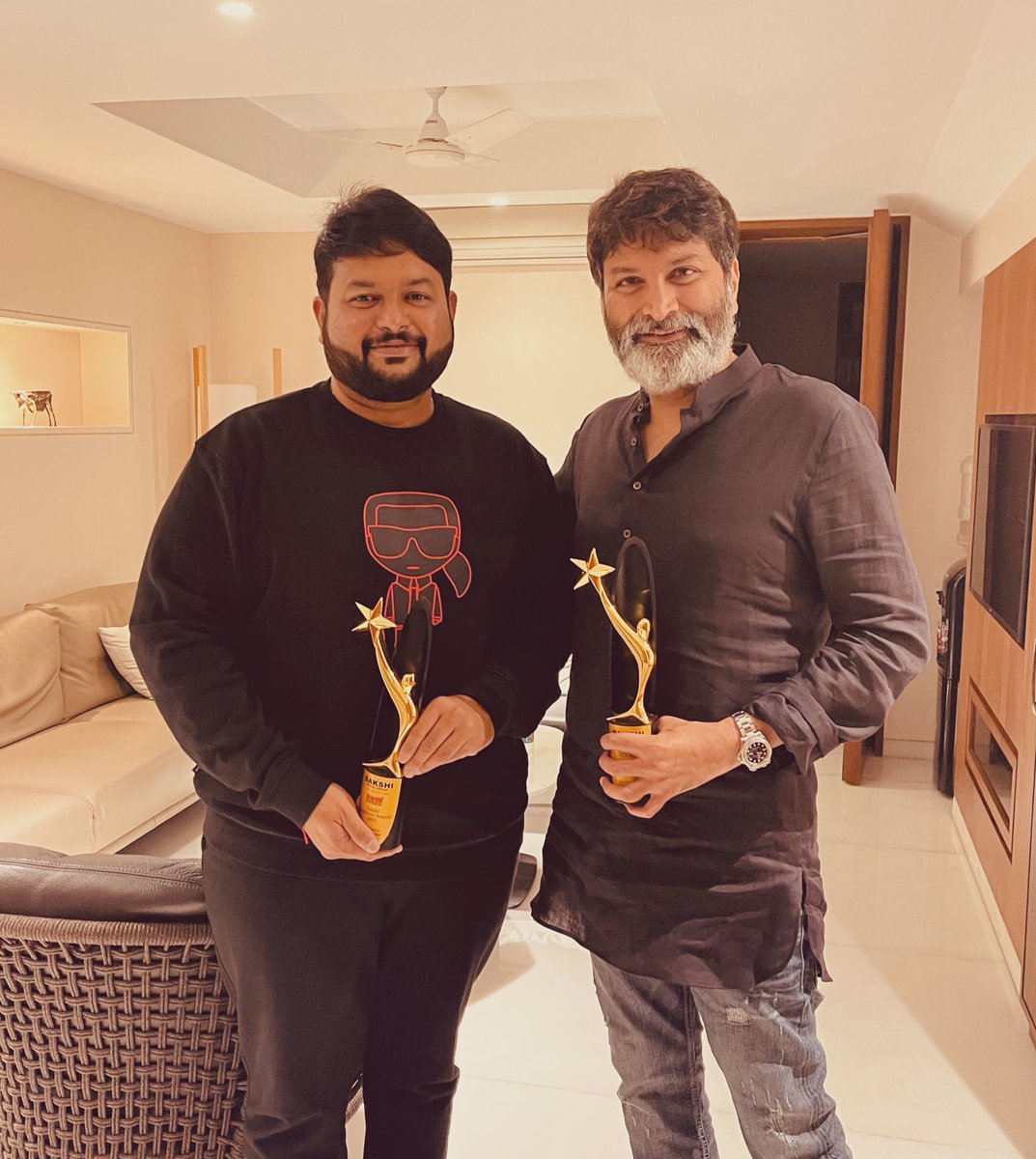 My all Time HIGHH ♥️ My dear #director Shri #Trivikram gaaru 🎬🎵My respect & love to Sir Who made it possible for all of  Us ⭐️ #AlaVaikunthapurramuloo 🎵
#BestDirector ✊🎬
&
Me Getting this #BestMusicDirector Award for #AlaVaikunthapurramulooMusic #Avplmusic #AvplAlbum ⭐️🎵🏆