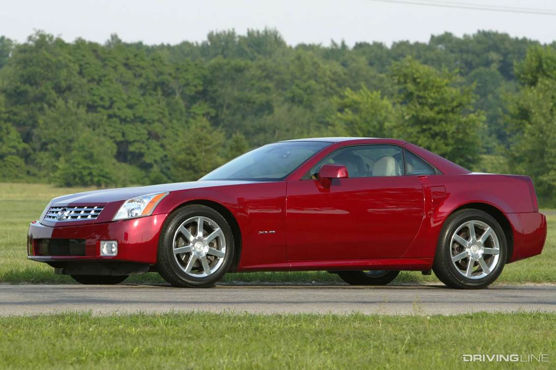 Tirebuyer's tweet photo. A Classier Corvette? The Cadillac XLR Was GM's Exotic Performance Car of the 2000s
https://t.co/2AhAERWtXL
#tirebuyer #drivingline #classiccar #corvetter #performancecar

📷: DrivingLine https://t.co/UbKMvWaCJu