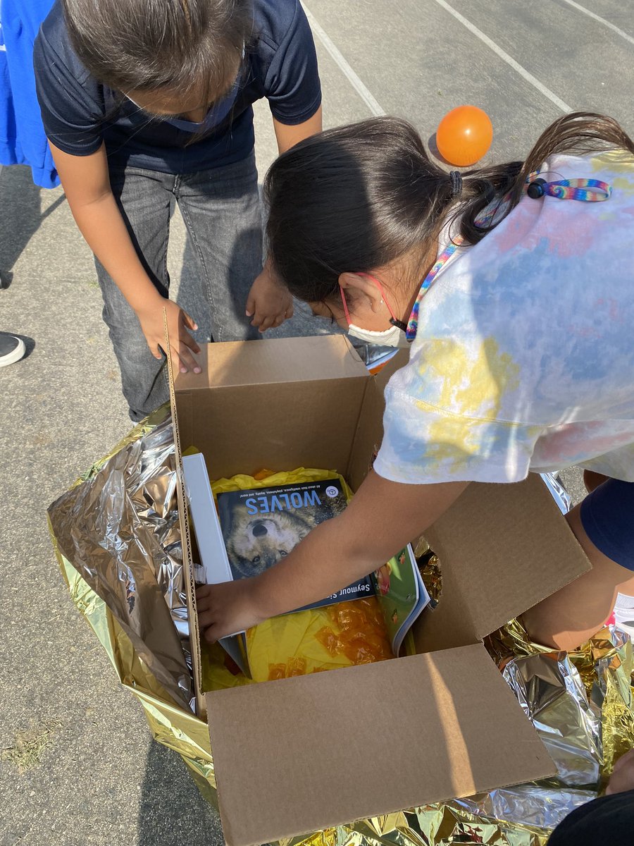 Ms. Fernandez (@fernandez_jess_) on Twitter photo 3rd Grade Readerās Workshop Celebration!!! We are readers!!@shelynsharks <a href="/RowlandSchools/">Rowland Schools</a> <a href="/TeacherMCrosby/">Marci Crosby</a> <a href="/MrsVoong/">Grace Voong</a> 3rd Grade Readerās Workshop Celebration!!! We are readers!!@shelynsharks <a href="/RowlandSchools/">Rowland Schools</a> <a href="/TeacherMCrosby/">Marci Crosby</a> <a href="/MrsVoong/">Grace Voong</a>