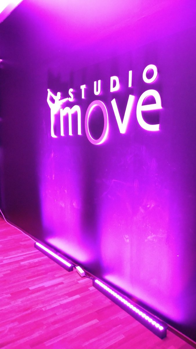 oniongarlic's tweet image. My happy place is now bigger. #studiomoveturku #turku #tankotanssi #poledance