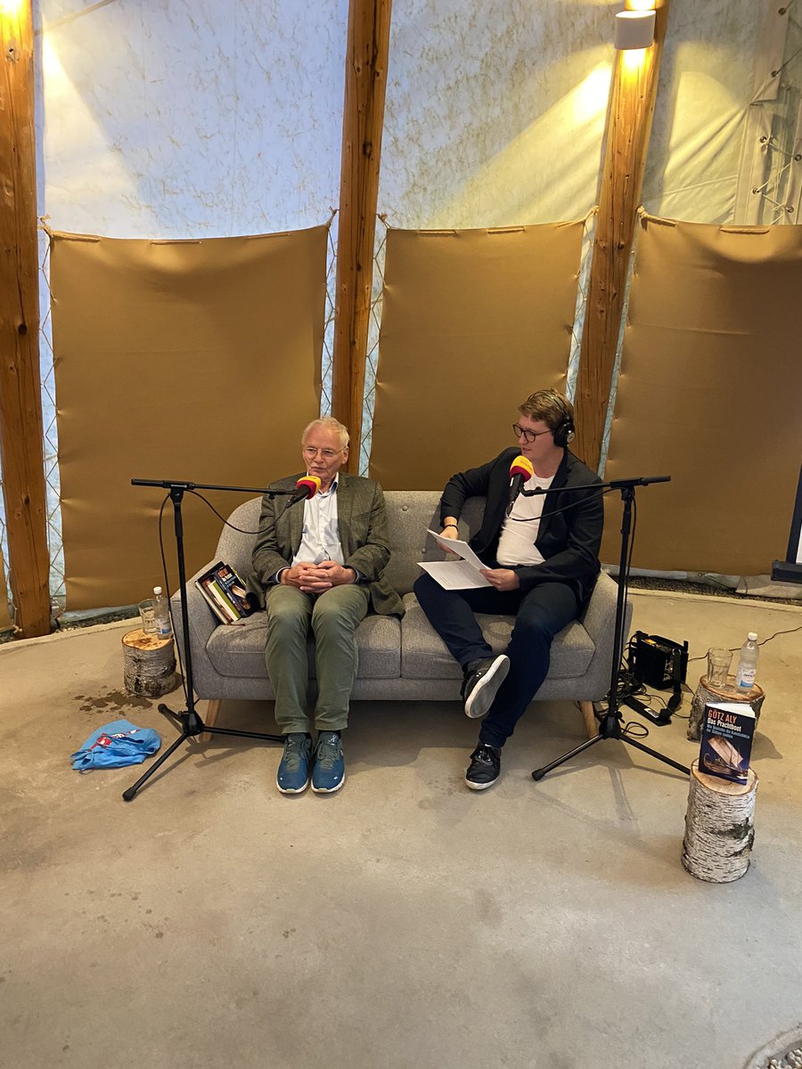 MayMuseum's tweet photo. Tipi-Talk mit Götz Aly im @MayMuseum! https://t.co/pd2RbIprC1
