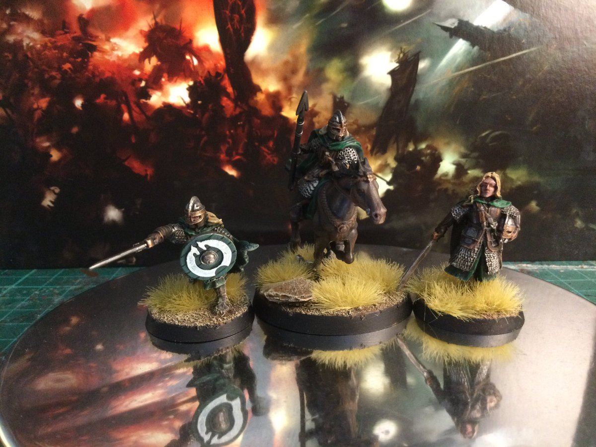 tiffanyszoneuk's tweet photo. My proxy DnD character is finished. #dnd #dndgaming #dndcharacter #dungeonsanddragons #dungeonsanddragonsminiatures #rpg #eowyn #lotreowyn #lotr #miniaturepainting #paintingminiatures #tabletopgaming https://t.co/XPWjl4jfkx