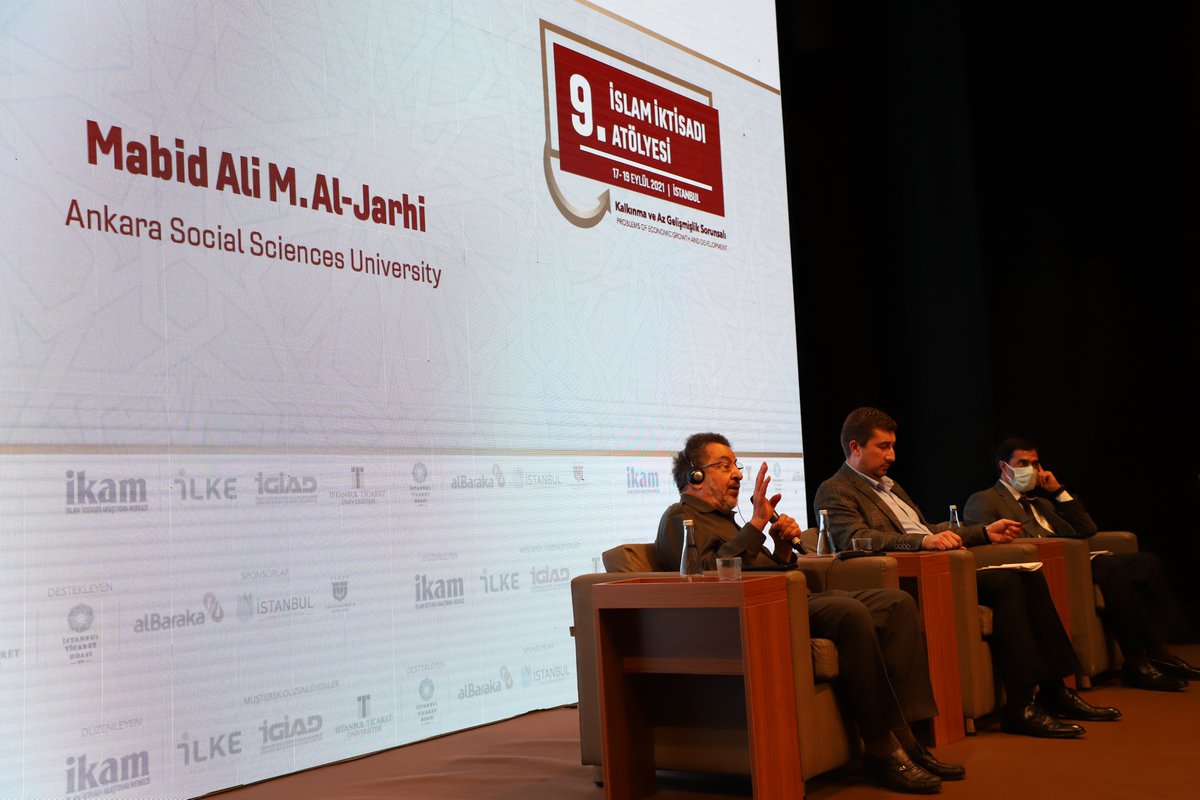 ikamorgtr's tweet photo. 2021 İslam İktisadı Araştırma Ödülü sahibi Mabid Al-Jarhi açılış panelinde konuşmalarını gerçekleştiriyor. #IEW9 https://t.co/7FSAdoF3Jg