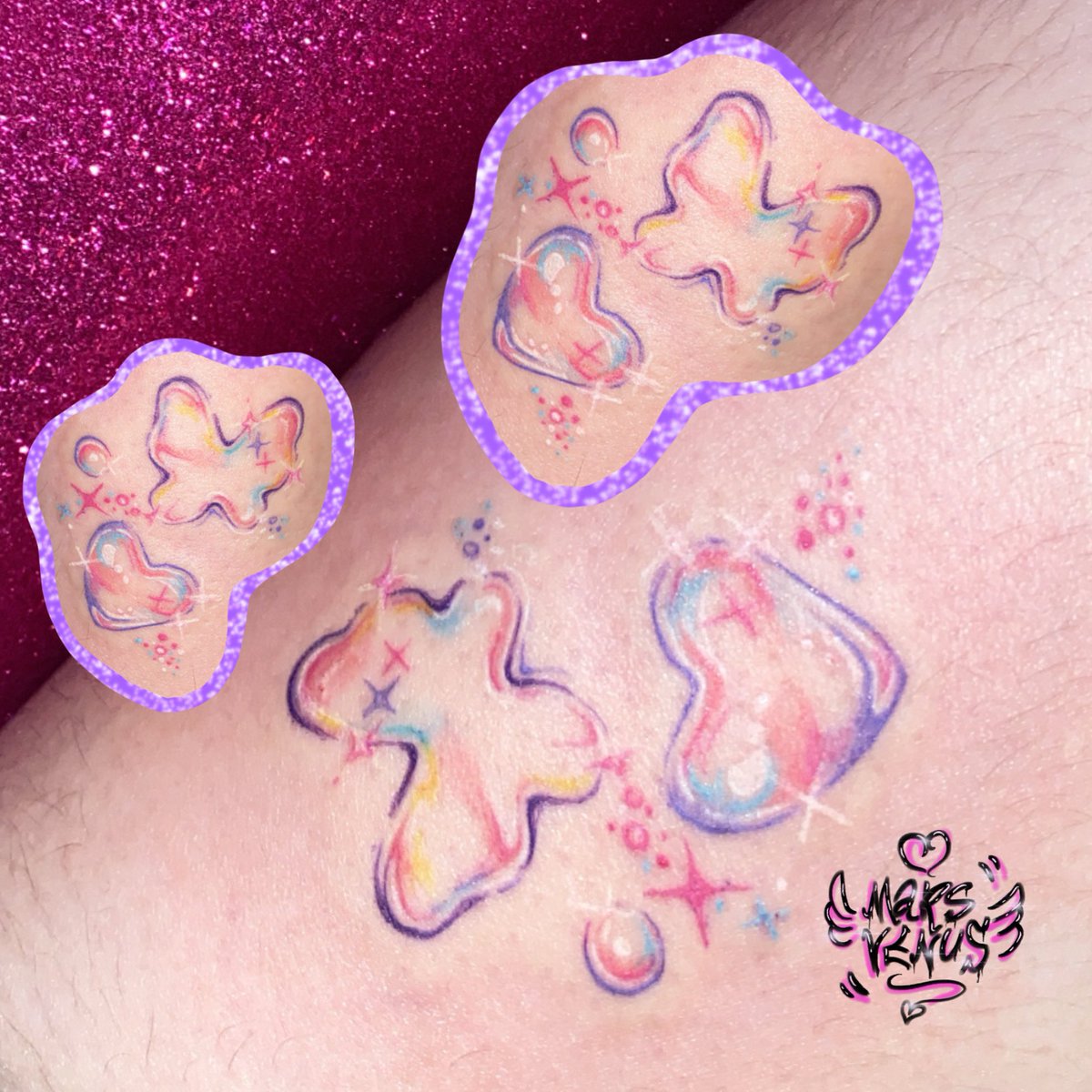 💖🦋Bubbles heart🪄butterfly✨
⋆·˚ ༘ ·˚. ༉‧₊˚✧𝒩o Copy🐈‍⬛🪄✧˖*°
ทุกลายสักเป็นลายที่ช่างออกแบบให้ลูกค้าของทางเรา 1ลายขายให้1ท่านเท่านั้นค่ะ ขออนุญาตสงวนไว้เป็นงานออกแบบของร้านเรา และไม่อนุญาตให้นำไปใช้ค่ะ! 🕸🎀 #ออกแบบรอยสัก #สักมินิมอล #ช่างสักผู้หญิง #tattoodesign