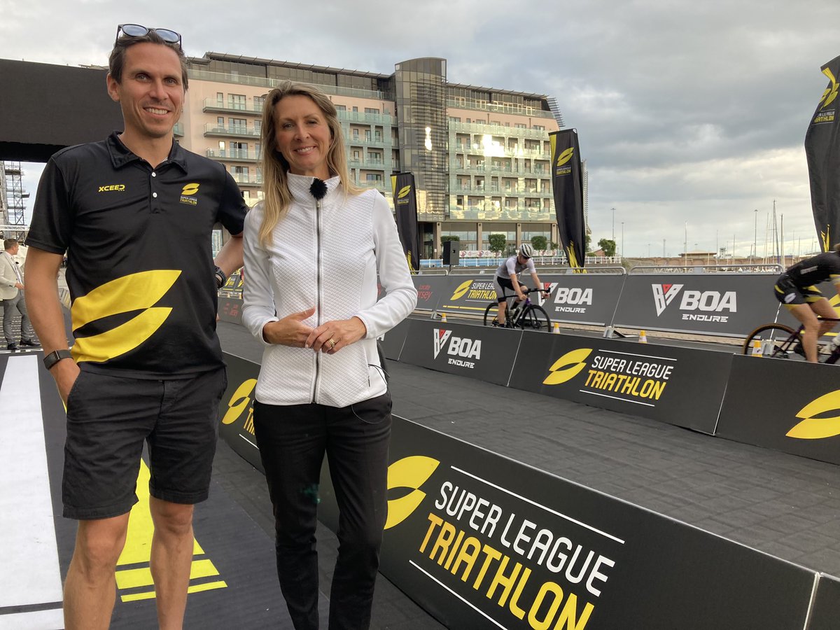 Sophia_JSY's tweet photo. Great to see Michael Dhulst @SuperLeagueTri . It’s been a couple of years since we had a chat and we are both wearing the same tops as last time 🤣 #new2me @ITVChannelTV @ecoactivejersey https://t.co/OMJmzeZGkY