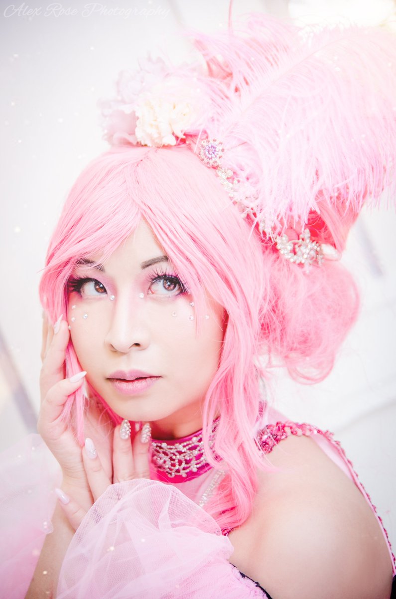 vickybunnyangel's tweet image. Don't know why I wasn't invited to the Met Gala. Totally think I would've rocked the "Katsucon Hotel Lobby" theme 🤪

📸 by the talented @MsAlexRose