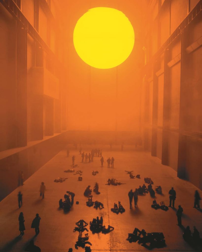 SophiaStovall's tweet image. @olafureliasson the #Danish #Icelandic artist&apos;s #weatherproject @Tate 2003 was the catalyst for my interest in contemporary art - 18 years on #MuseumoftheMoon @durhamcathedral continues that fascination, feeling of awe &amp;amp; wonder that only #art can create