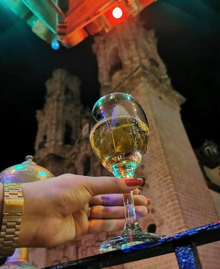 barberta_taxco's tweet photo. Así se disfruta #Taxco desde nuestro balcón 🤩🇲🇽🎉 
Post @SoloTaxco
📸 Clau Mejía https://t.co/okS709LRMZ
