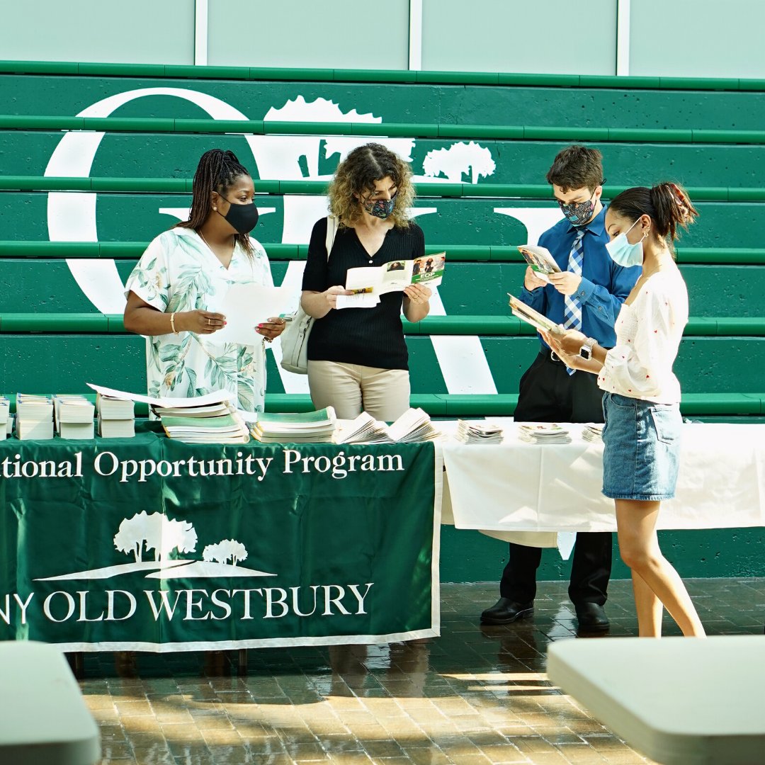 SUNYOldWestbury's tweet photo. SUNY Old Westbury ranked among the top performers related to social mobility in the "2021 America's Best Colleges" rankings released this week by U.S. News &amp; World Report. #OWMade #SUNYOldWestbury

https://t.co/JVVL734fXk https://t.co/Ydopbi1AjR