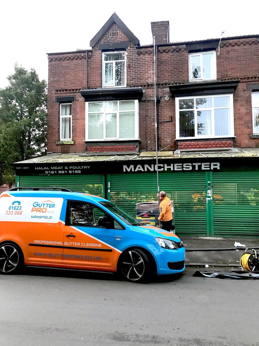 GutterProSophie's tweet image. We can easily clean gutters up to 40 feet high.

No ladders, no risk.  Quick, safe and effective gutter cleaning - all done from the ground 

#guttercleaning #gutterpro