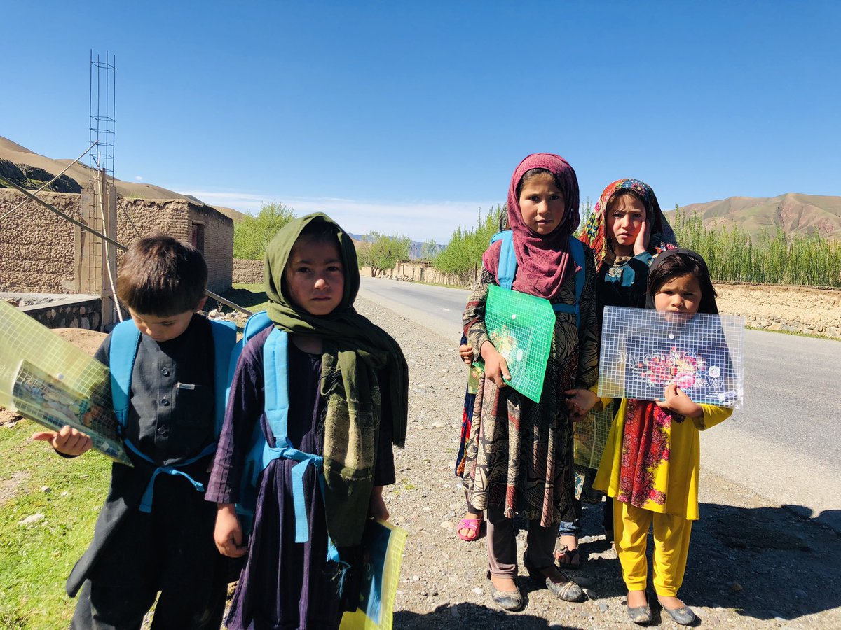 PanjshirProvin1's tweet image. Educate a boy= you educate an individual. 
Educate a girl = you educate community. 

These girls walks 45 minutes from their village to reach school, 
Learn to change their future but now there is no future without education. 
-
Photo from our education S. project- #Takhar 2019