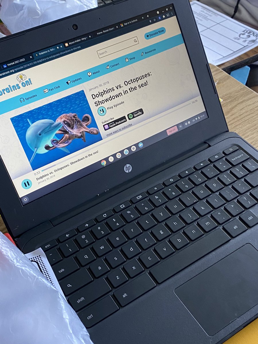 Prowlander's tweet photo. Genius Hour in @MrsHartzel18 class. @RowanSchools @PawsforCougars @ahardin1516 #studentchoice #KYDLC #authenticlearning #WeareRC 🔥🔥🔥 https://t.co/LDmQdJgsby