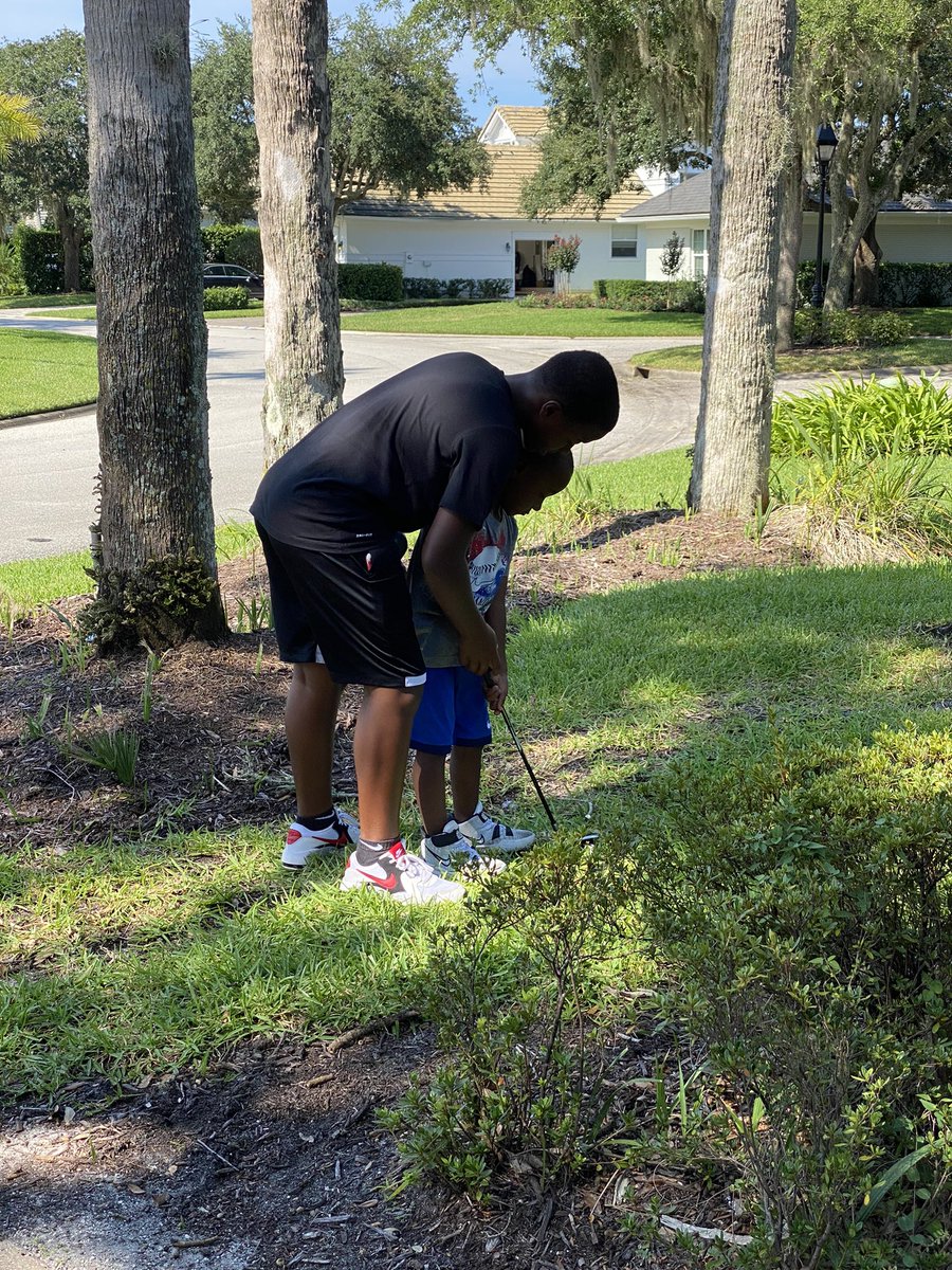 Erica Lee tweet media