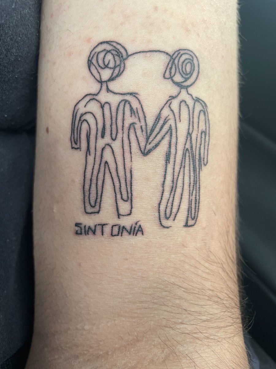 Ay me gusta estar sintonía, que perfecto lo imperfecto, me encanta tu frecuencia