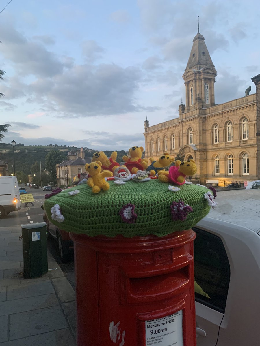 Got to love sunsets in #Saltaire #saltairefestival