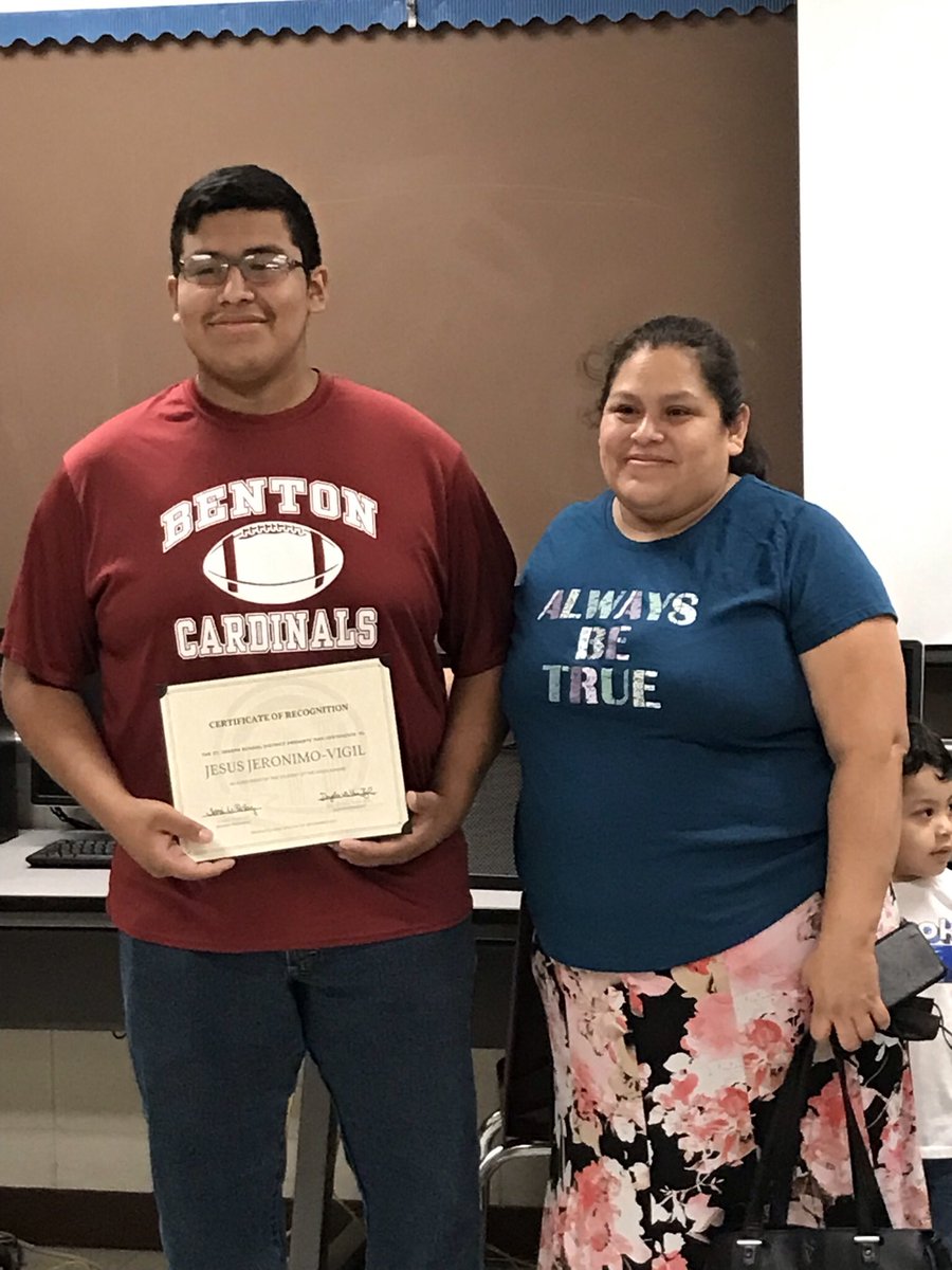 Jesus Jeronimo-Vigil SJSD STUDENT OF THE WEEK #hardworkpaysoff Proud Mom accepting with Jesus. HTC IS PROUD OF YOU JESUS. <a href="/StJosephSchools/">St. Joseph School District</a> <a href="/jill_huntsman/">Jill Huntsman</a> <a href="/NWMOApprentice/">NWMO Regional Apprenticeship Program</a>
