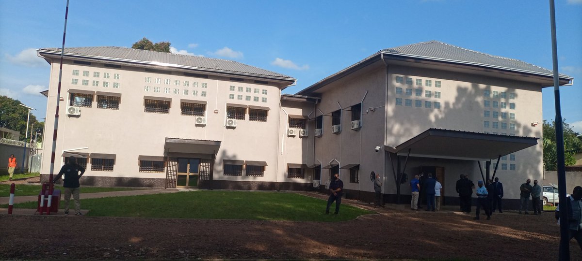 Fridolin Ngoulou (@fridolinngoulou) on Twitter photo #Centrafrique:Visite de l'ambassadeur de l'<a href="/UEenRCA/">UE en Centrafrique</a> <a href="/UEDouglasCarp/">Douglas Darius Carpenter🇪🇺</a> et du ministre de la sécurité, au nouveau bâtiment construit par <a href="/Civipolcf/">Civipol</a> sur financement de l'UE, et qui abrite prochainement le cabinet du ministère de l'intérieur, chargé de la secupup
<a href="/UN_CAR/">MINUSCA</a> <a href="/NgbaleoGrace/">ngbaleo grace</a> #Centrafrique:Visite de l'ambassadeur de l'<a href="/UEenRCA/">UE en Centrafrique</a> <a href="/UEDouglasCarp/">Douglas Darius Carpenter🇪🇺</a> et du ministre de la sécurité, au nouveau bâtiment construit par <a href="/Civipolcf/">Civipol</a> sur financement de l'UE, et qui abrite prochainement le cabinet du ministère de l'intérieur, chargé de la secupup
<a href="/UN_CAR/">MINUSCA</a> <a href="/NgbaleoGrace/">ngbaleo grace</a>
