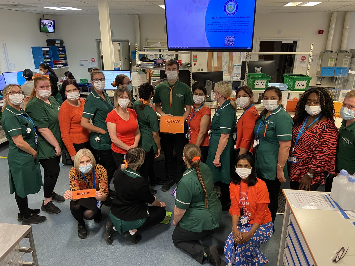UHCW Pharmacy celebrating World Patient Safety Day with a splash of orange 
#WorldPatientSafetyDay #pharmacy #safety
