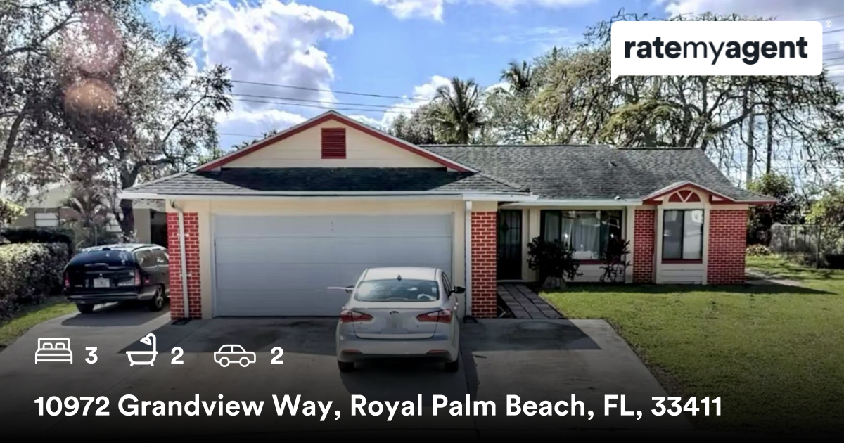 Gold Pineapple Homes tweet media