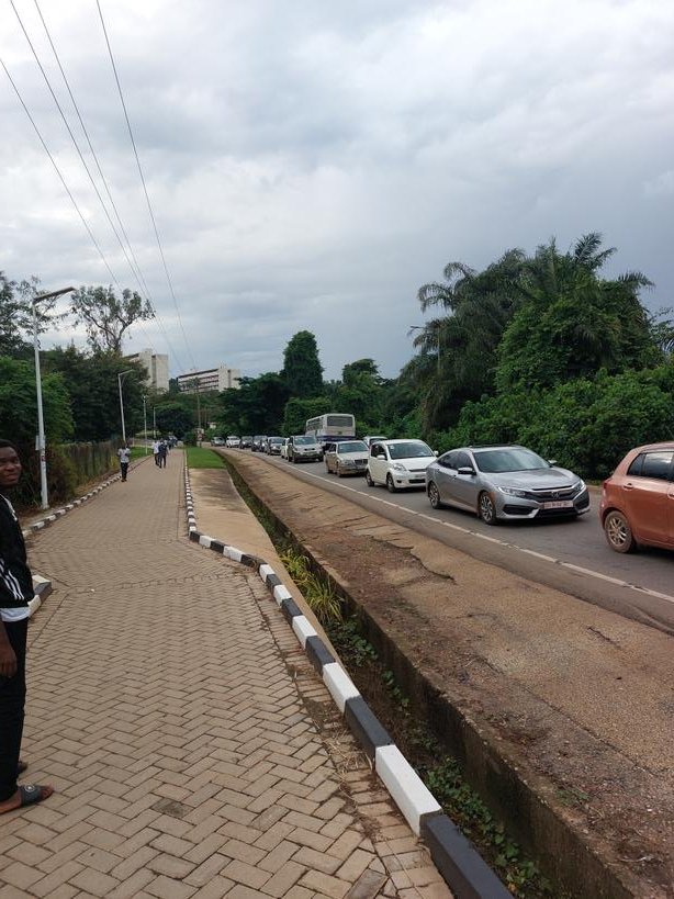 KNUST:
Heavy traffic on campus as most students are leaving to their various homes upon the school's directive. 
<a href="/KNUSTGH/">Kwame Nkrumah University of Science and Technology</a>

See photos: