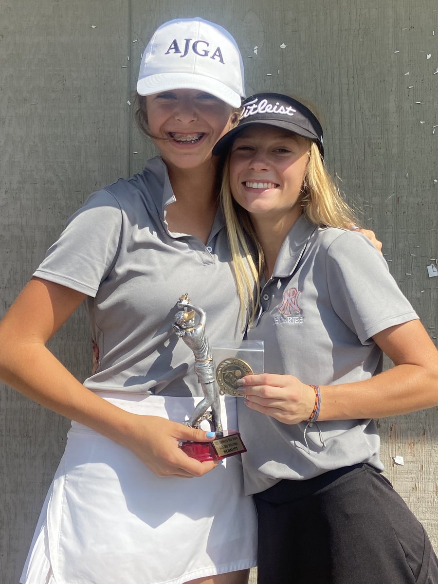 PnWomans's tweet photo. Medalist today at Coldwater with a 77 is KT Leinwand and 10th place with a 91 is Zoey Quinn! ⁦@PNHuskieSports⁩ https://t.co/0N8NfFXVyJ
