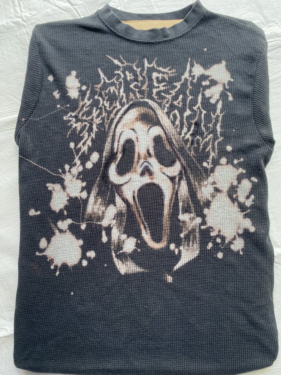 I bleach painted this shirt today, thought it turned out pretty neato. Debating on turning it into a back patch🔪🔪