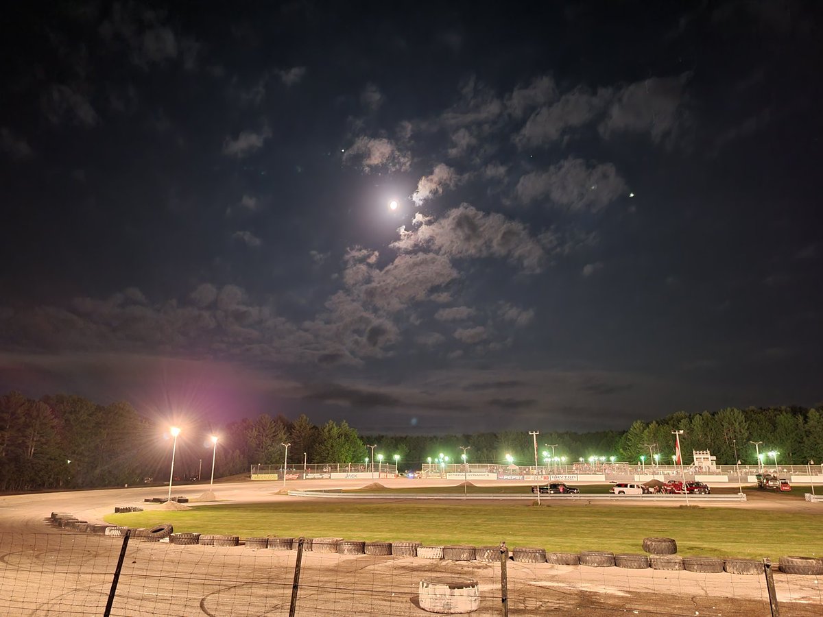 Gorgeous night at the track #beechridge motor speedway