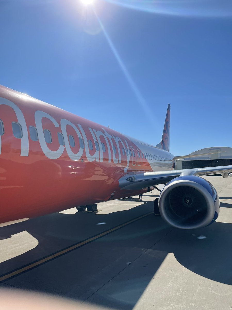 GopherFBVideo's tweet image. Wheels up. Headed to 📍 Boulder,CO 🦬