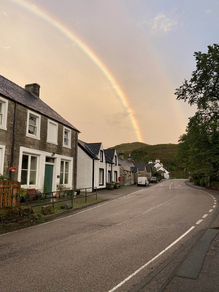 Stunning rainbow over #Kilmartin this evening